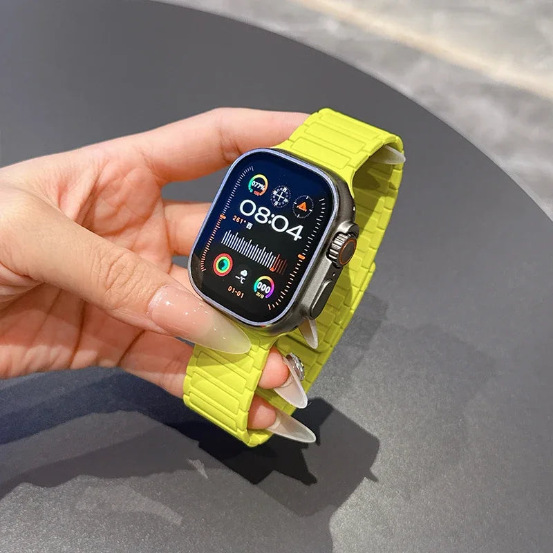 Silicone Strap for Apple Watch 46mm 42mm 49mm 44mm 40mm 45mm 41mm Magnetic Band for IWatch Ultra 2 Series 10 9 8 7 6 SE 5 4 3