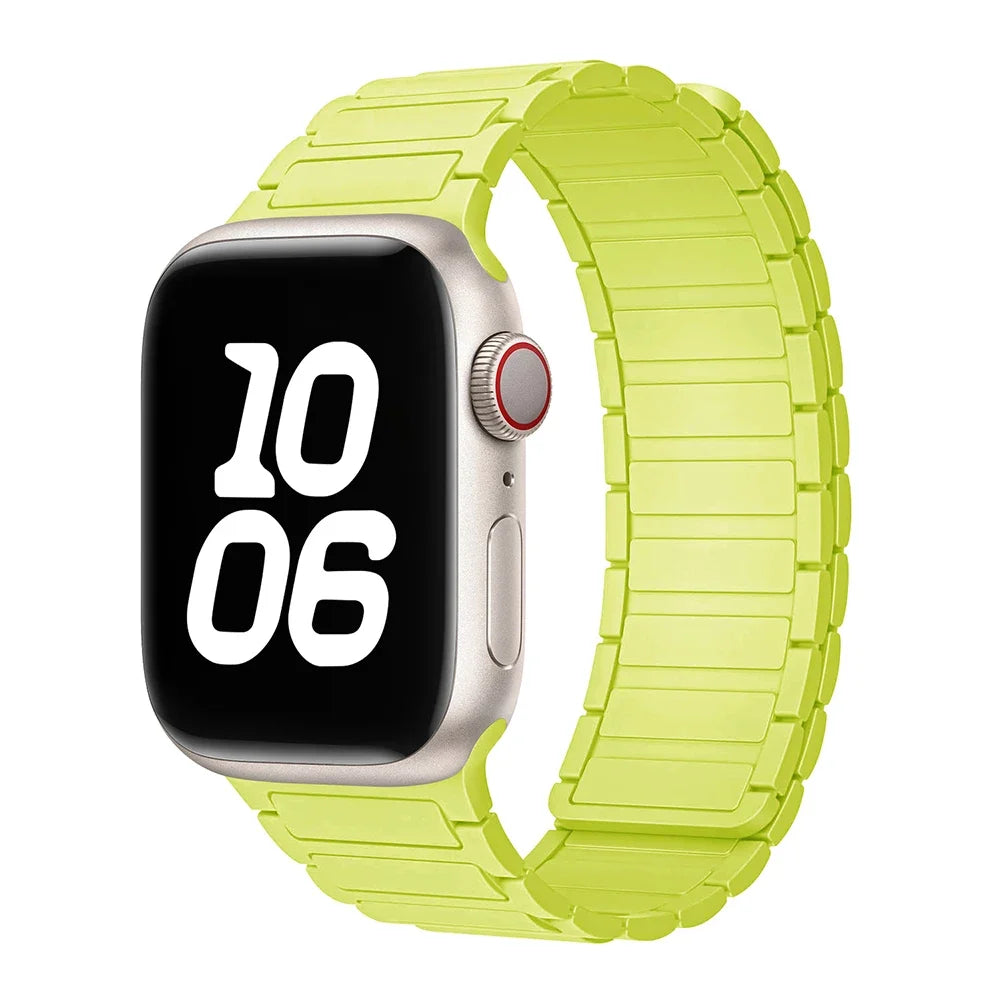 Silicone Strap for Apple Watch 46mm 42mm 49mm 44mm 40mm 45mm 41mm Magnetic Band for IWatch Ultra 2 Series 10 9 8 7 6 SE 5 4 3